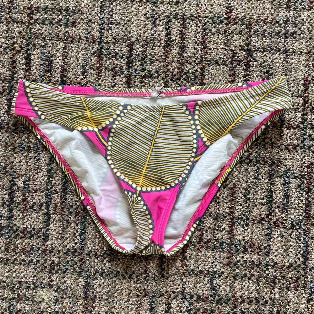 LAST CALL • CLOSET CLOSING • Patagonia • Bikini Bottoms